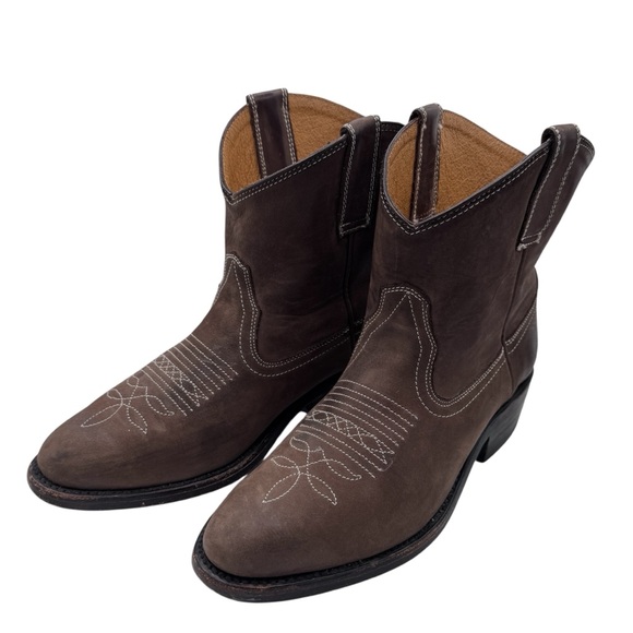 Miz Mooz Shoes - Miz Mooz Women’s Carlito Cowboy Booties - Size 6 coastal cowgirl